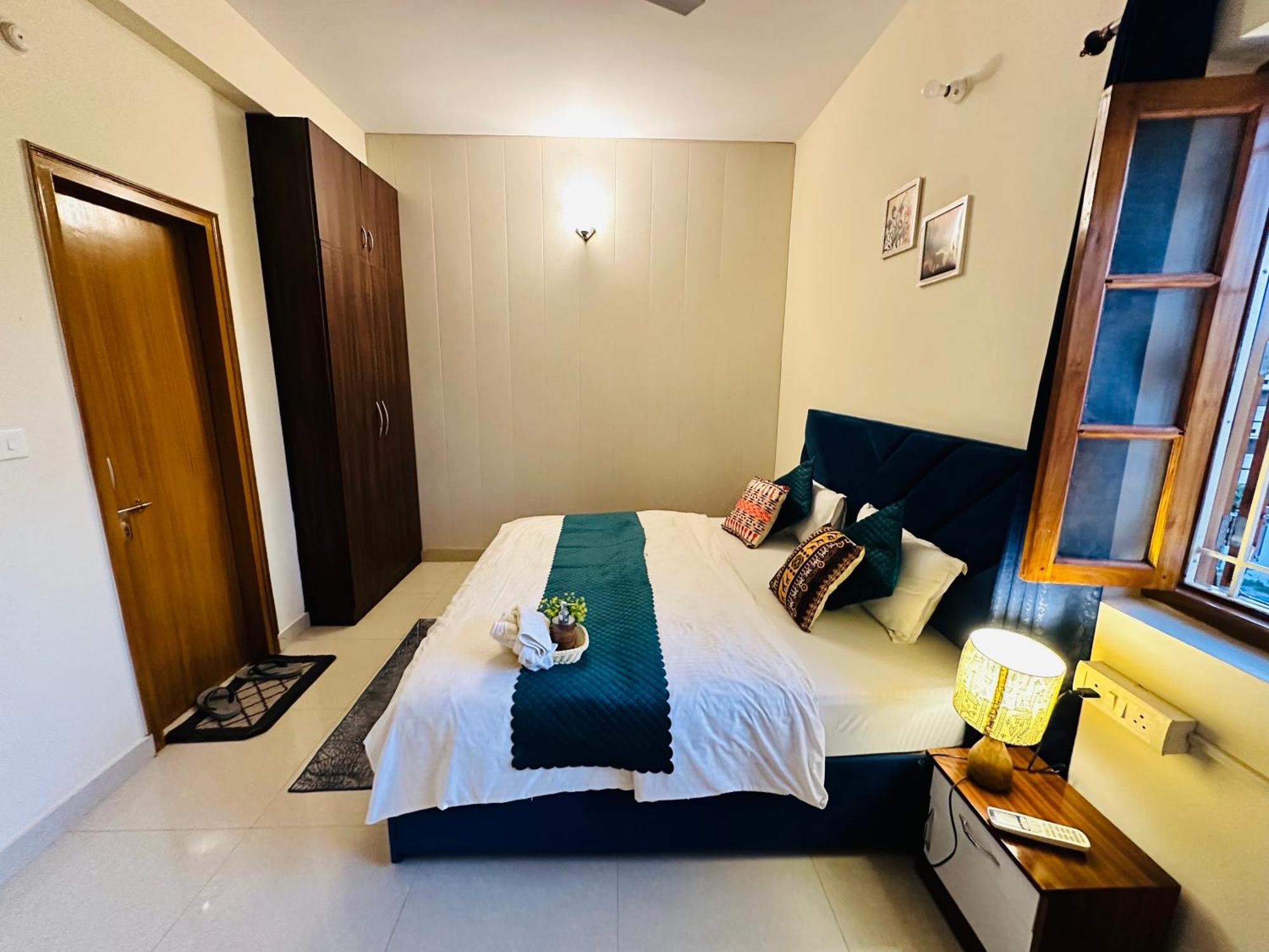 Zoomstay - 3Bhk Apartments Varanasi Esterno foto