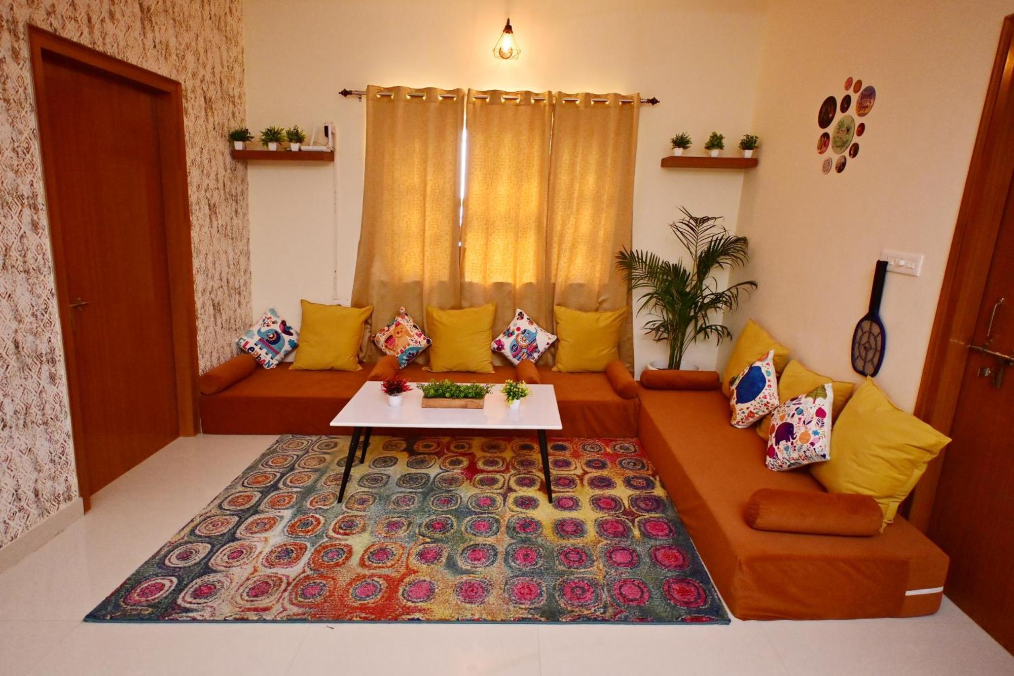 Zoomstay - 3Bhk Apartments Varanasi Esterno foto